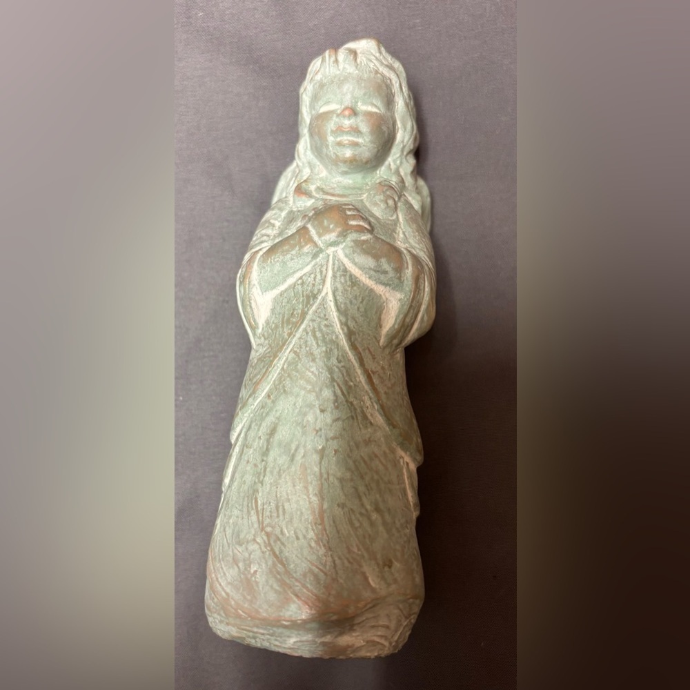 Isabel Bloom Vintage 2001 Peace Angel sculpture